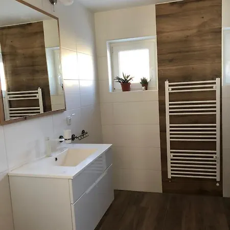 Maximo - Free Parking * Марибор