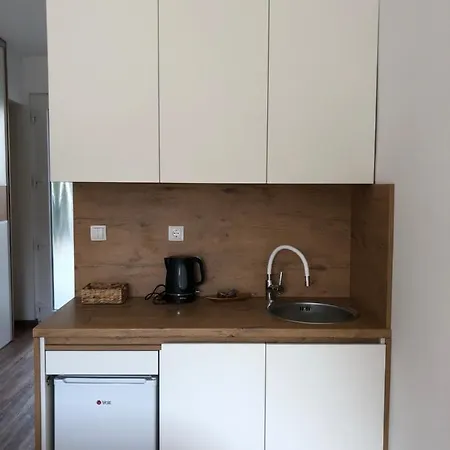 Maximo - Free Parking Марибор