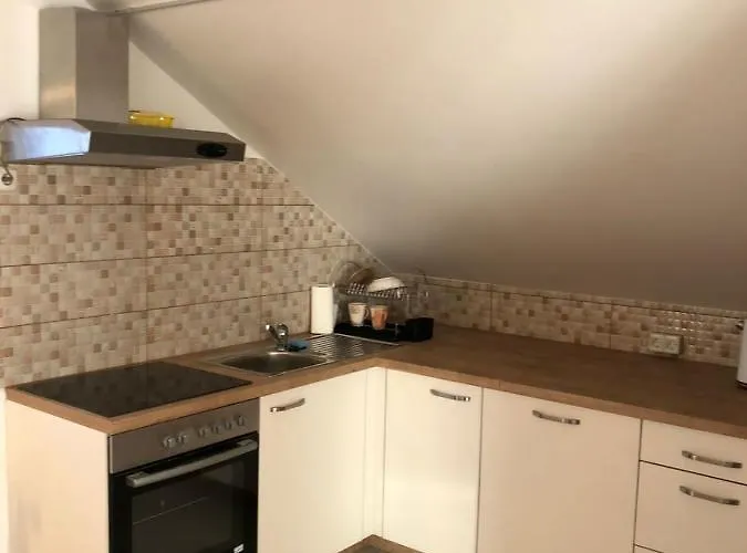 Maximo - Free Parking Apartment