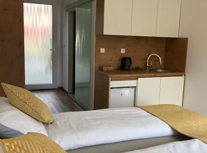 Maximo - Free Parking * Maribor